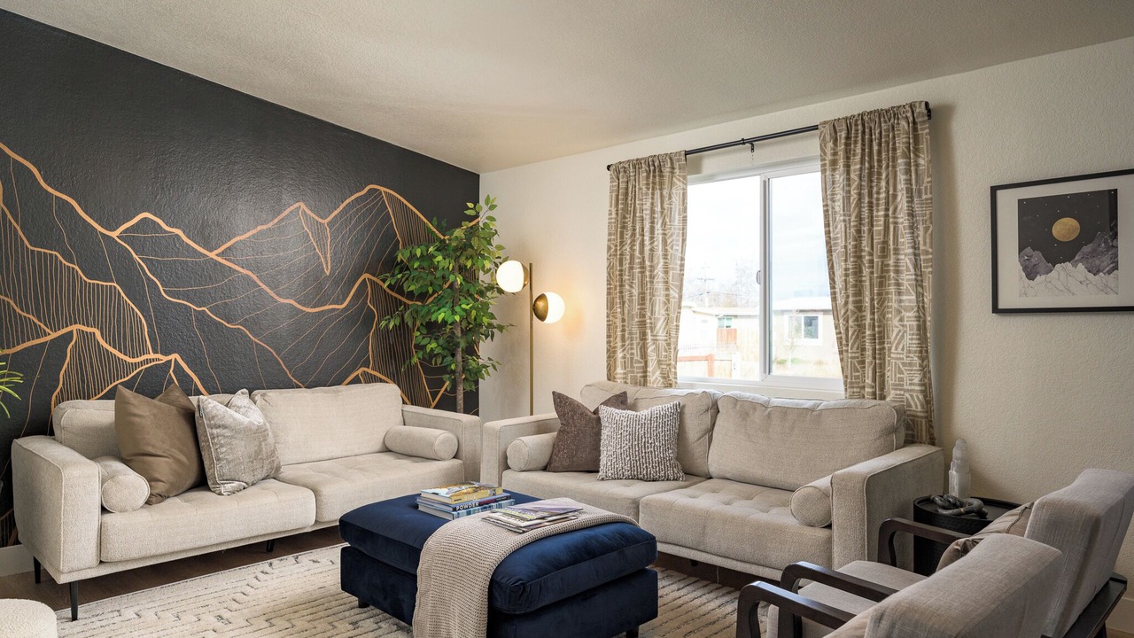 Photo of Livingroom in Berkley