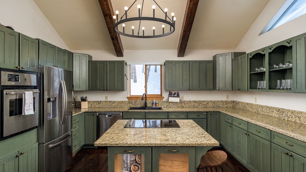 Photo of Kitchen in Crown