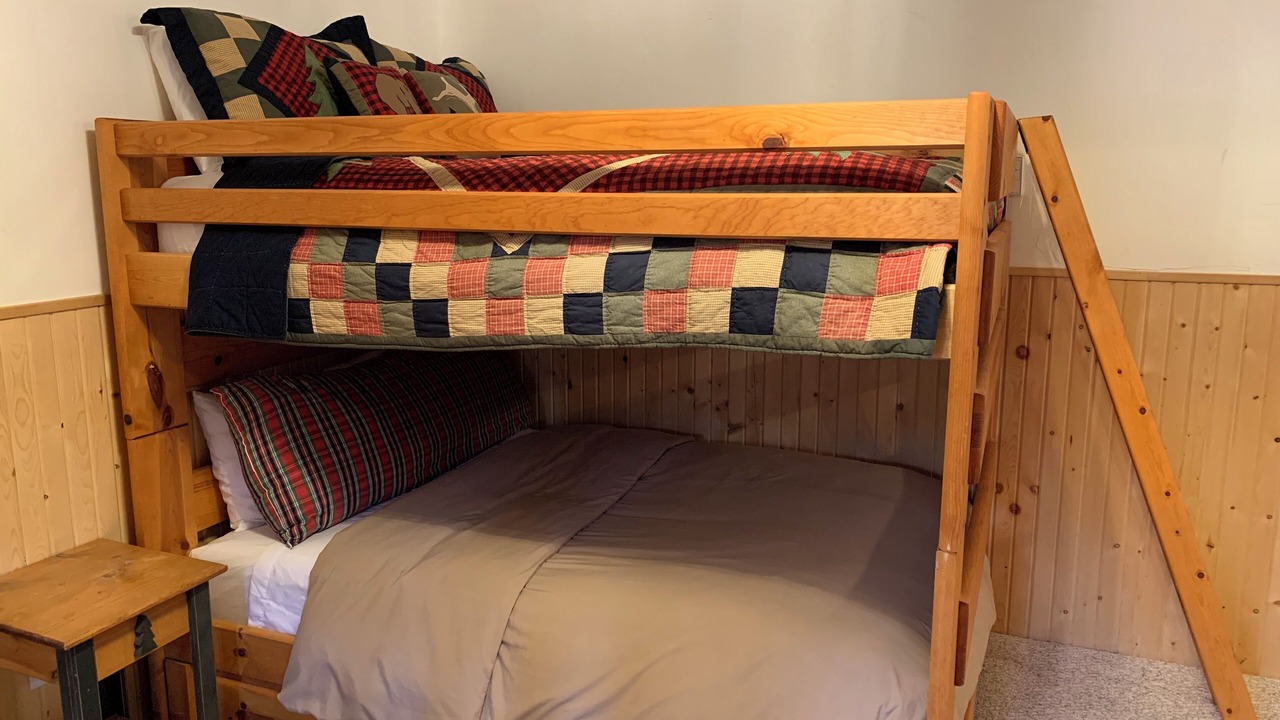 Photo of Bedroom in Grand Lake