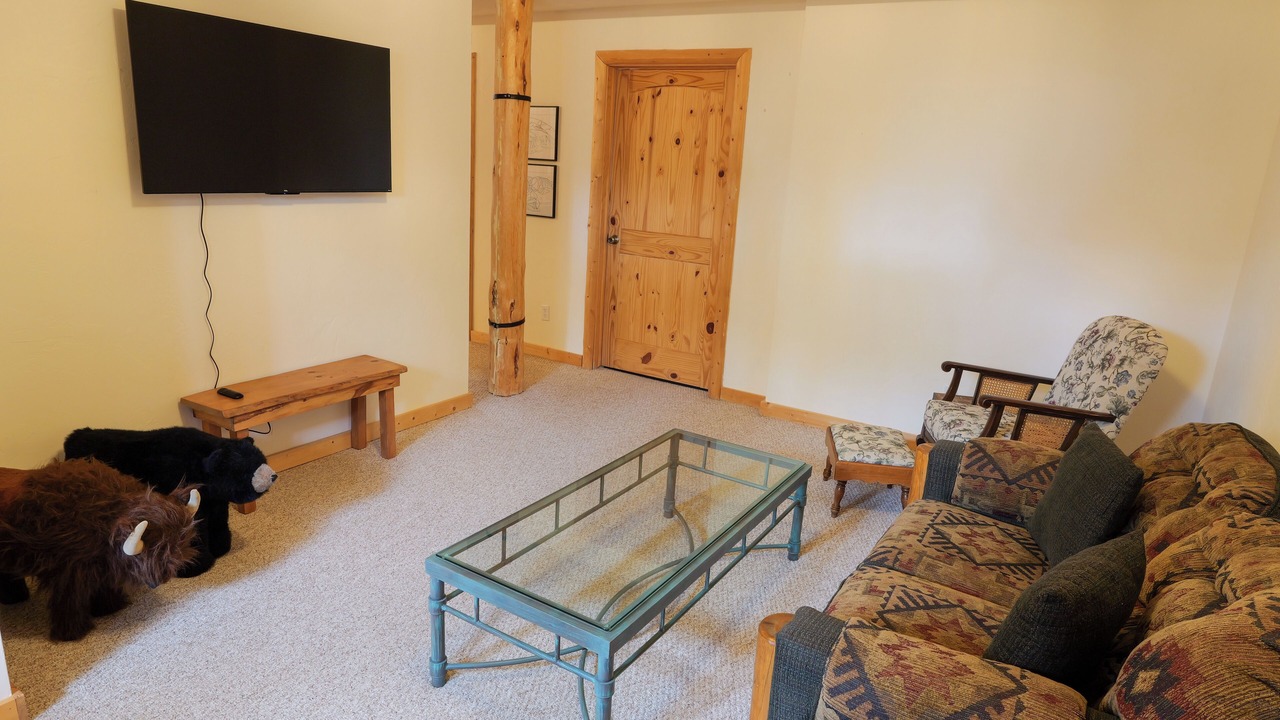 Photo of Livingroom in Grand Lake