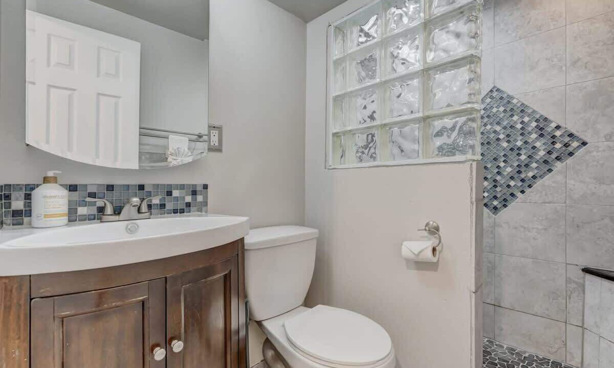 Photo of Bathroom in Village Seven