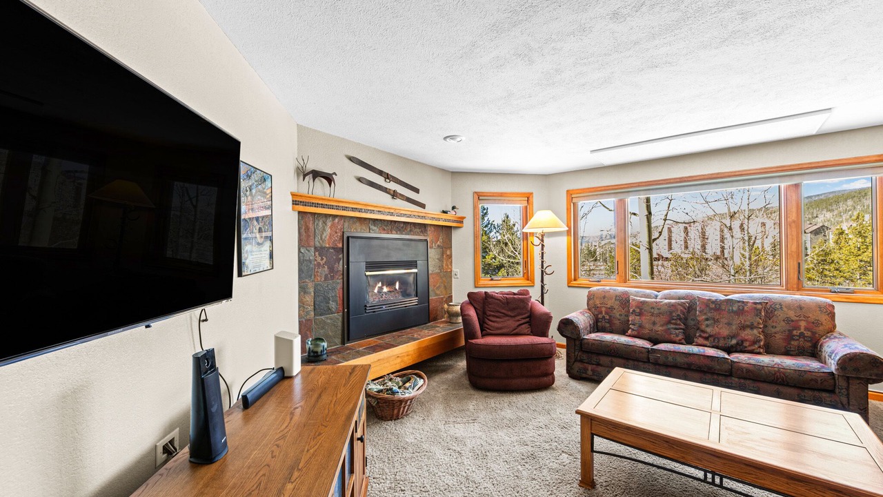 Photo of Livingroom in Mountain House