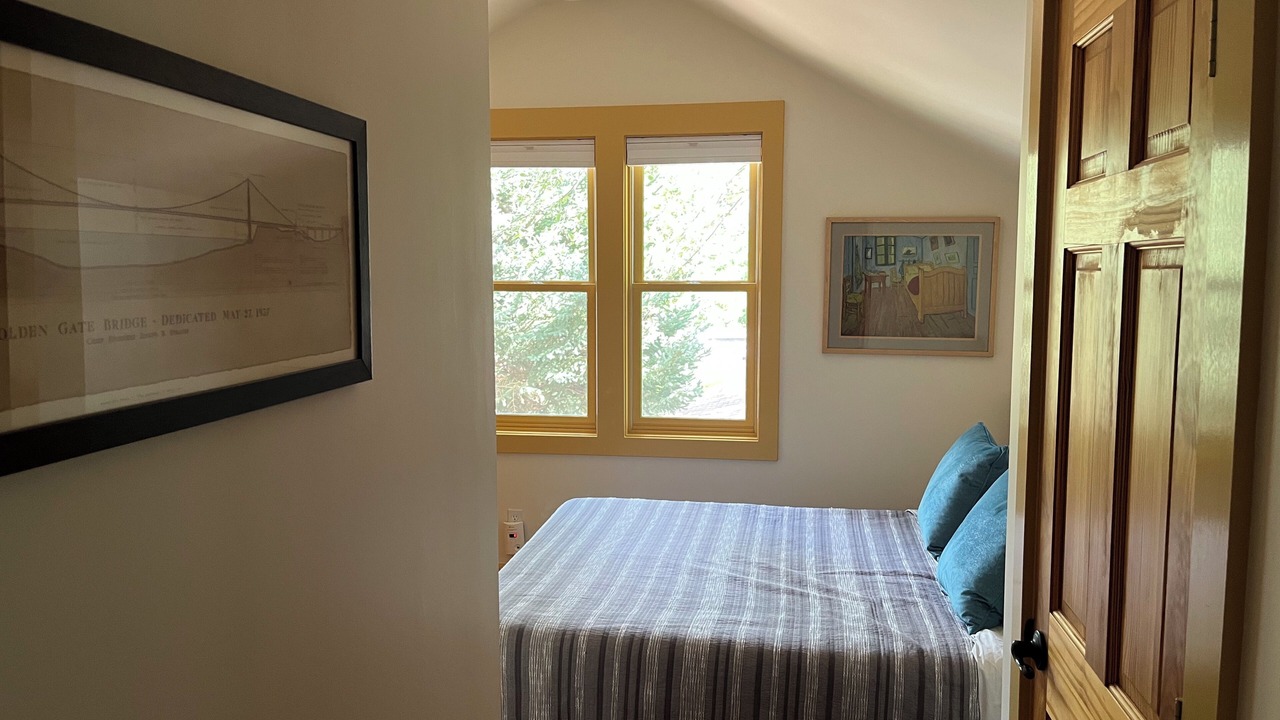 Photo of Bedroom in Downtown