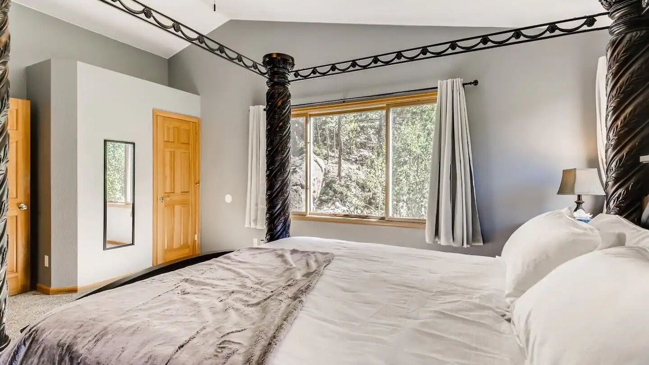 Photo of Bedroom in Morrison
