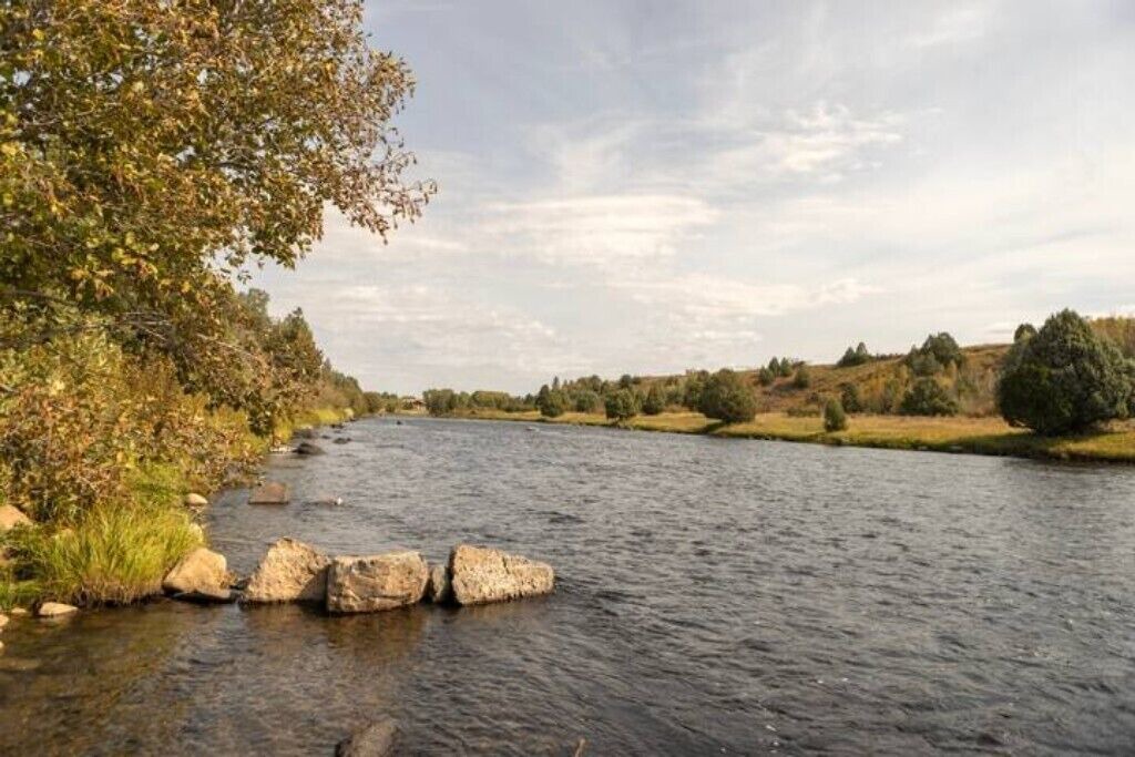 Photo of Outdoor in Ashton