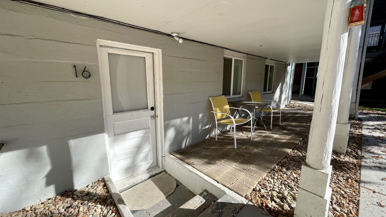 Photo of Patio Balcony in Edgewater