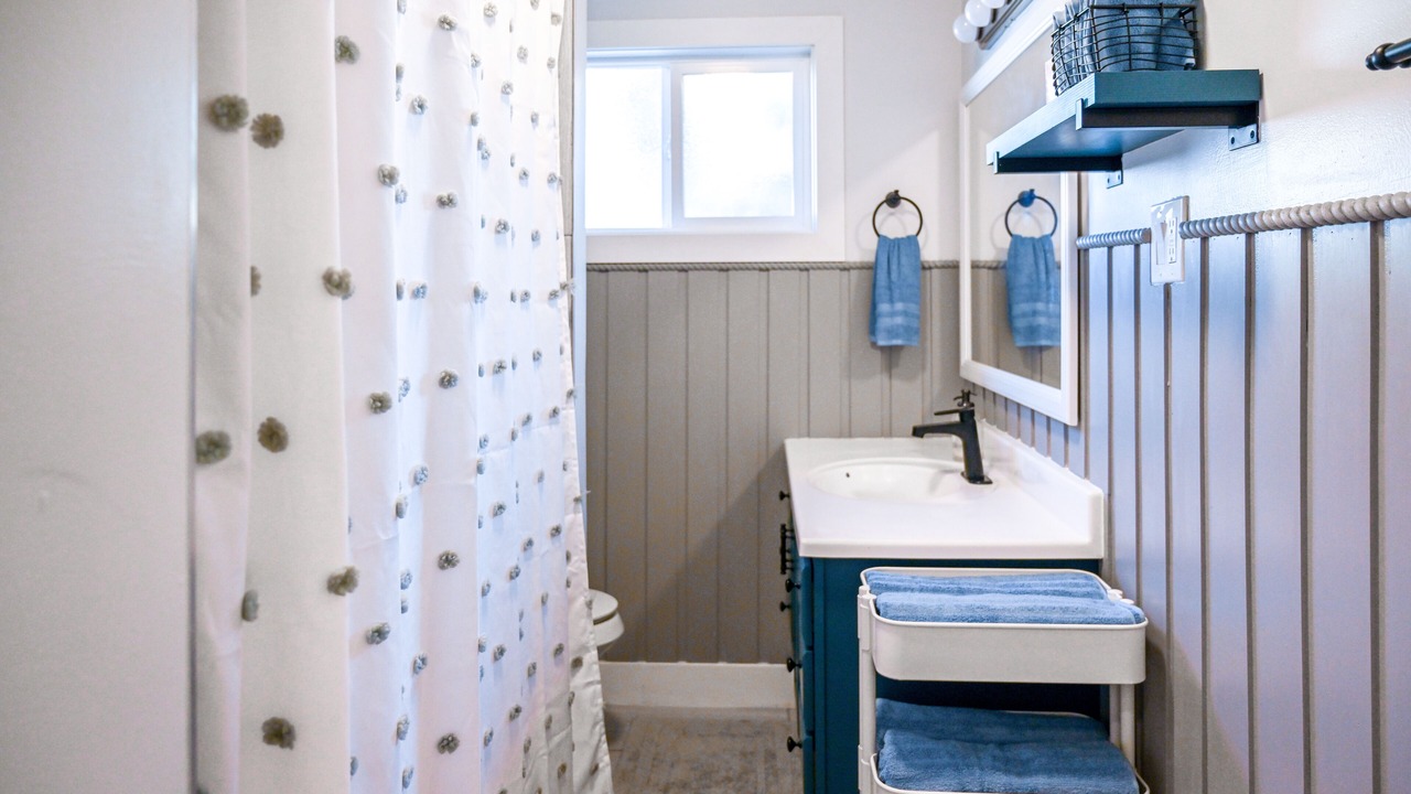 Photo of Bathroom in Twin Lakes