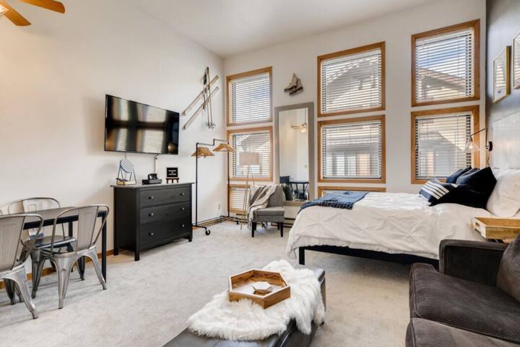 Photo of Bedroom in Mountain House