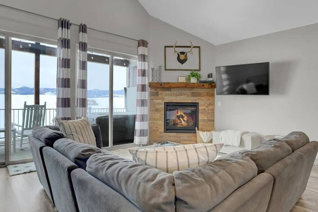 Photo of Livingroom in Grand Elk Ranch