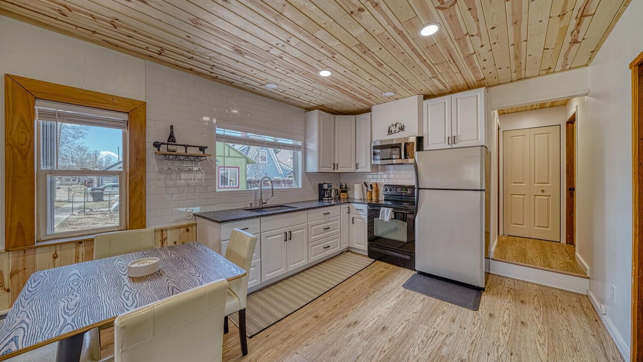 Photo of Kitchen in Leadville North