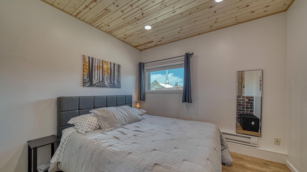 Photo of Bedroom in Leadville North