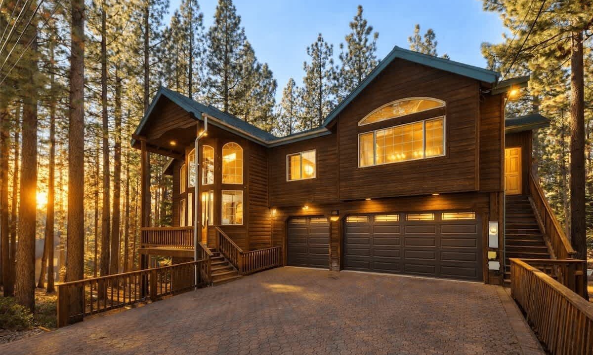 Photo of Outdoor in Montgomery Estates