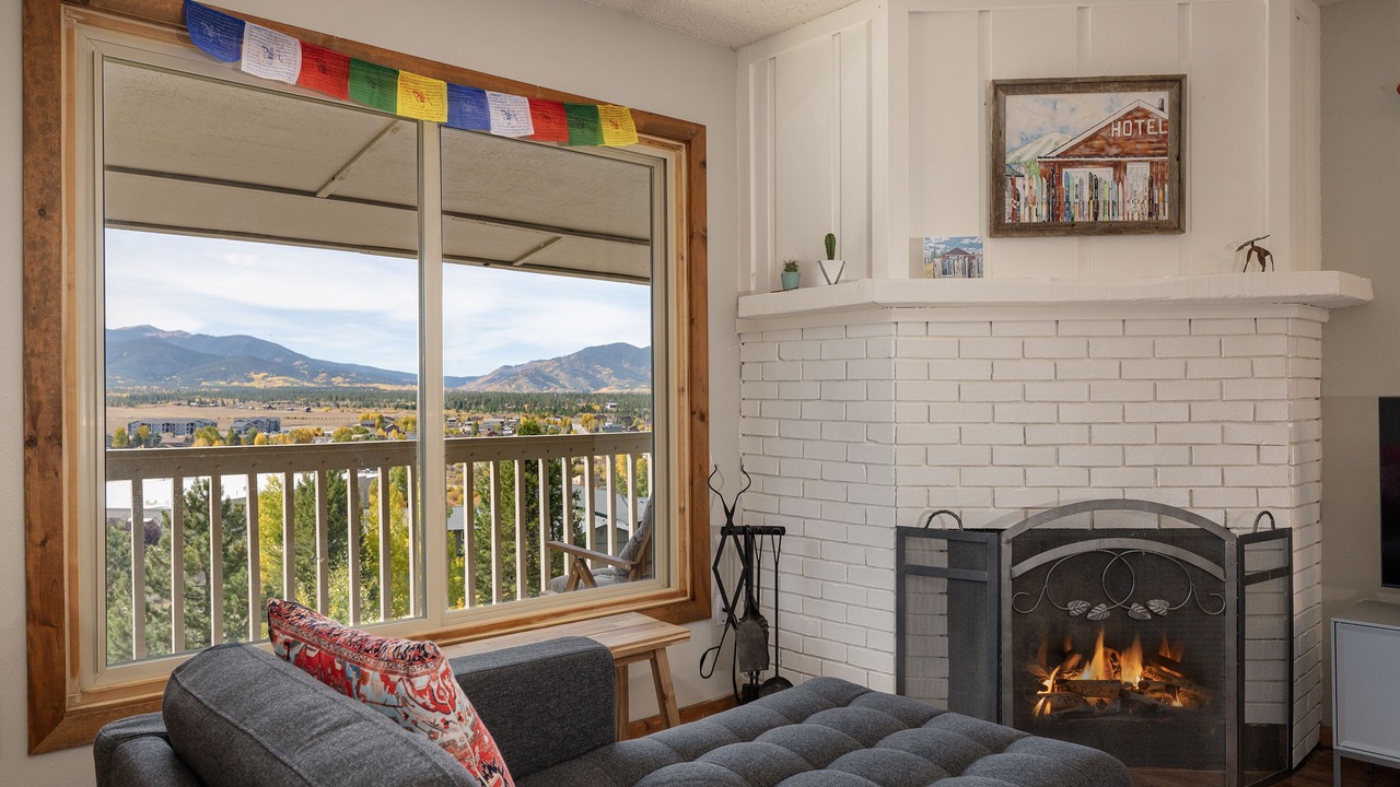 Photo of Livingroom in Fraser