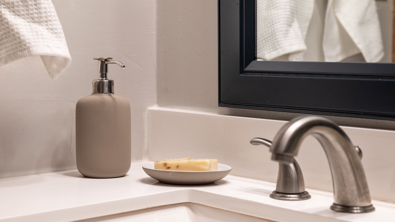 Photo of Bathroom in Fraser