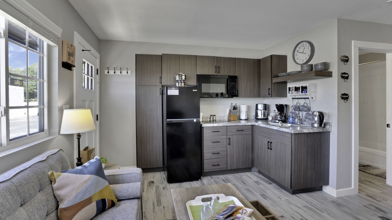 Photo of Livingroom in Aztec