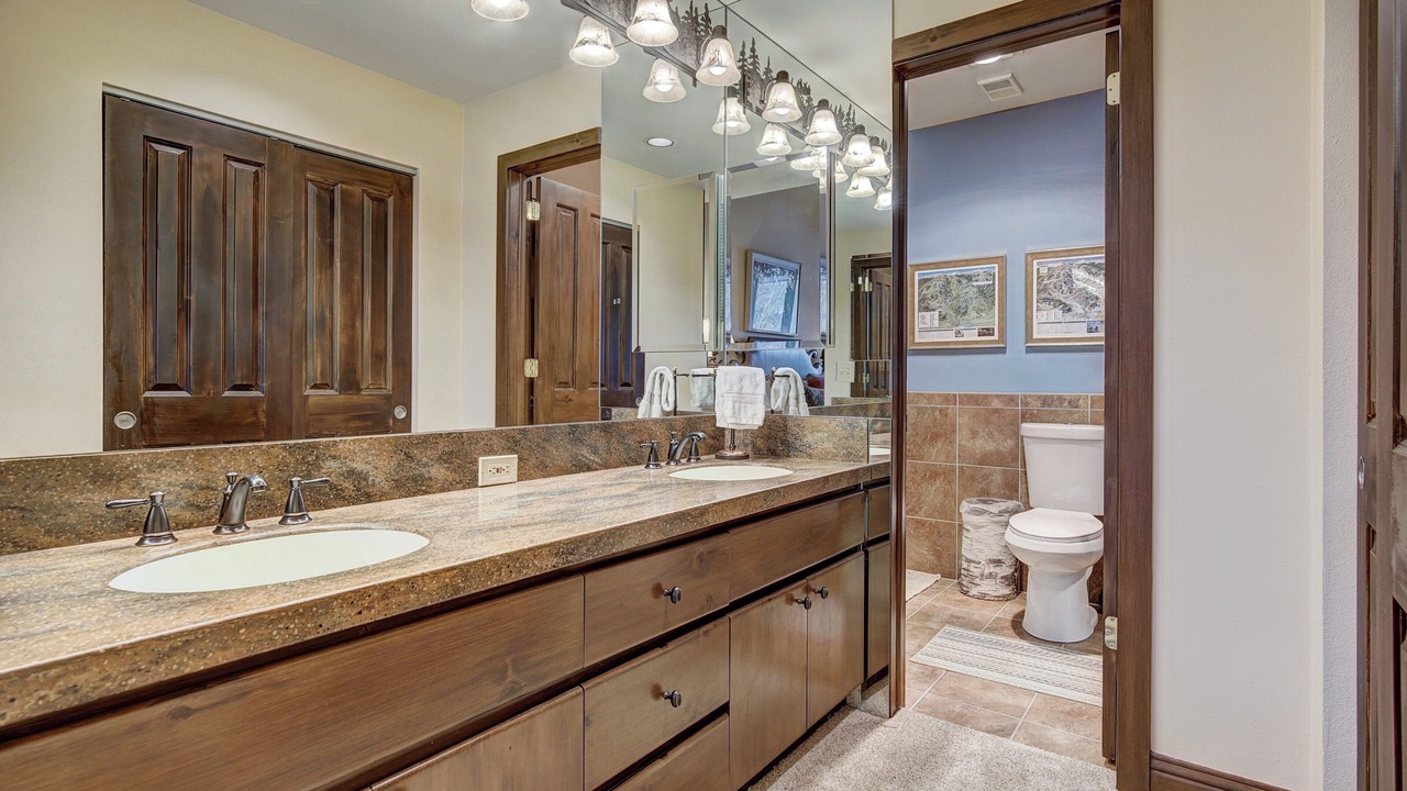 Photo of Bathroom in Edwards