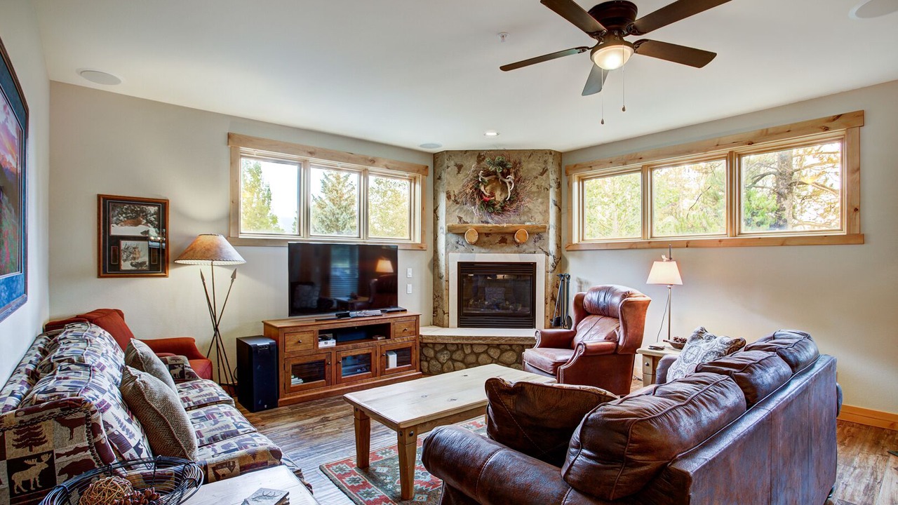 Photo of Livingroom in Warrior's Mark