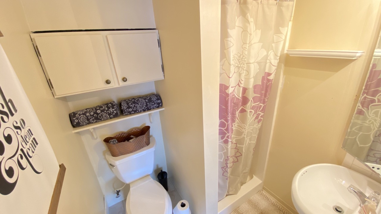 Photo of Bathroom in Barths