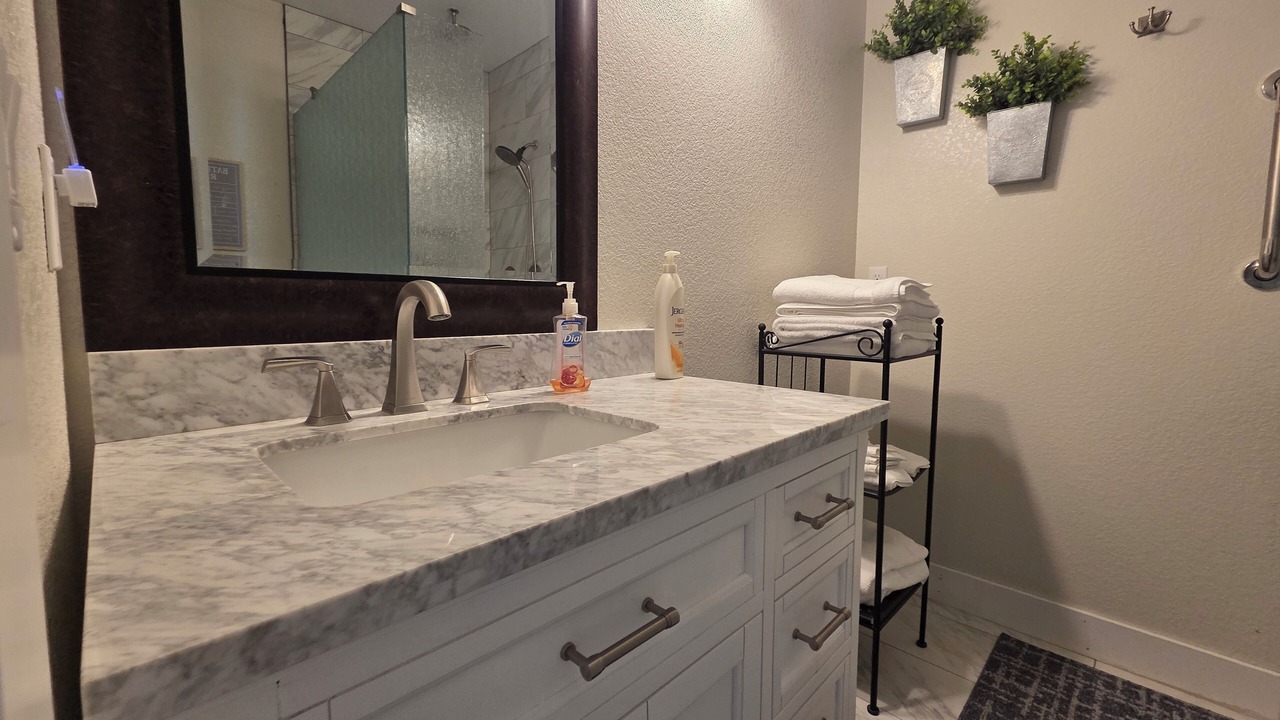 Photo of Bathroom in Monument