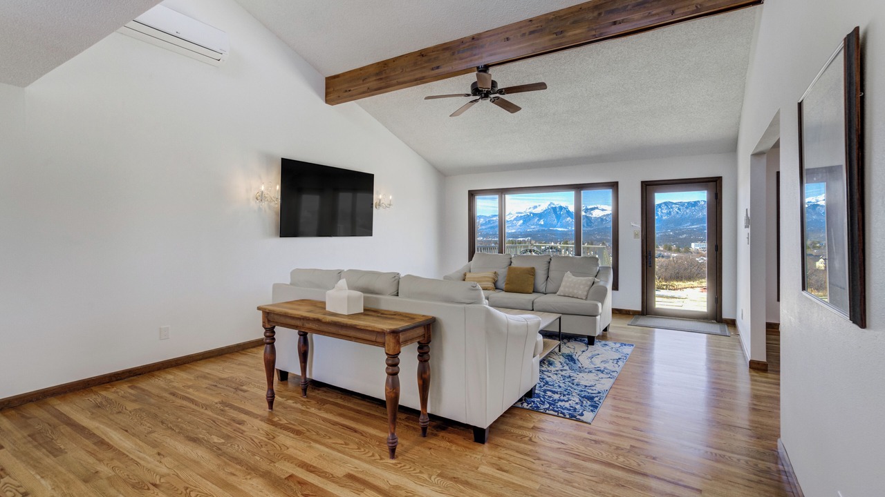 Photo of Bedroom in Sun Hills