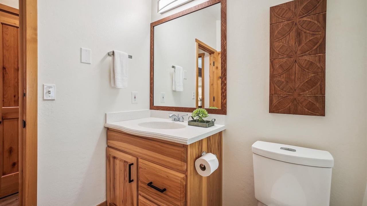 Photo of Bathroom in Warrior's Mark West