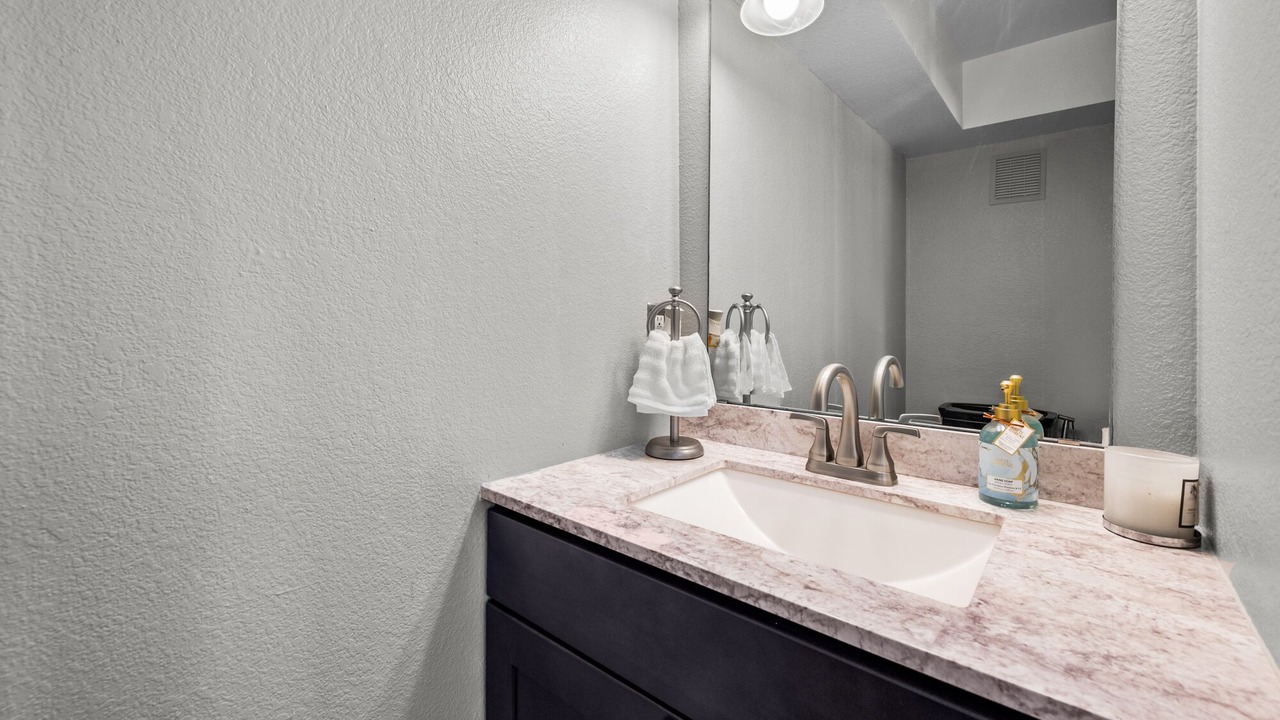 Photo of Bathroom in Glenwood Grove - North Iris