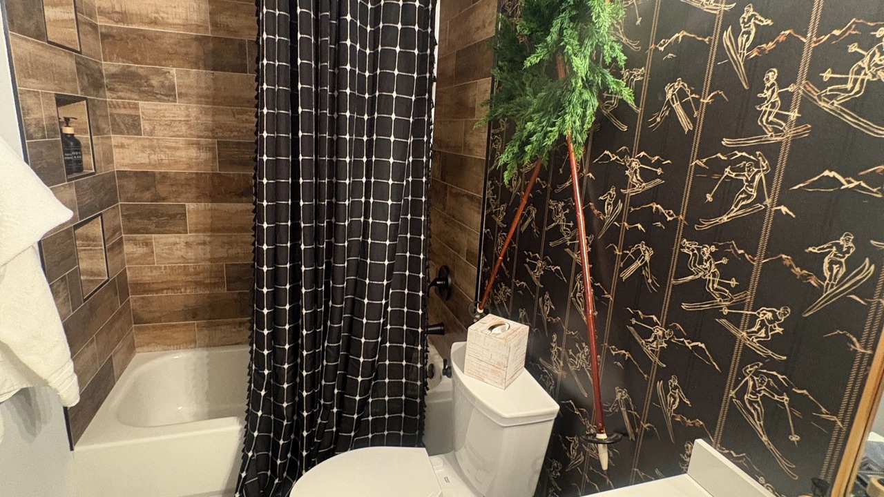 Photo of Bathroom in Edwards