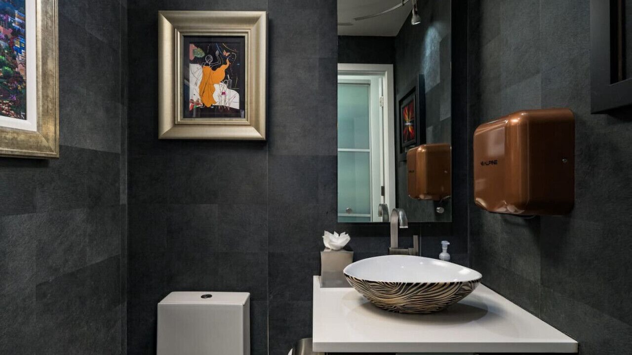 Photo of Bathroom in Highland