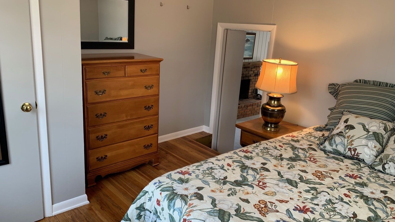 Photo of Bedroom in Skyway