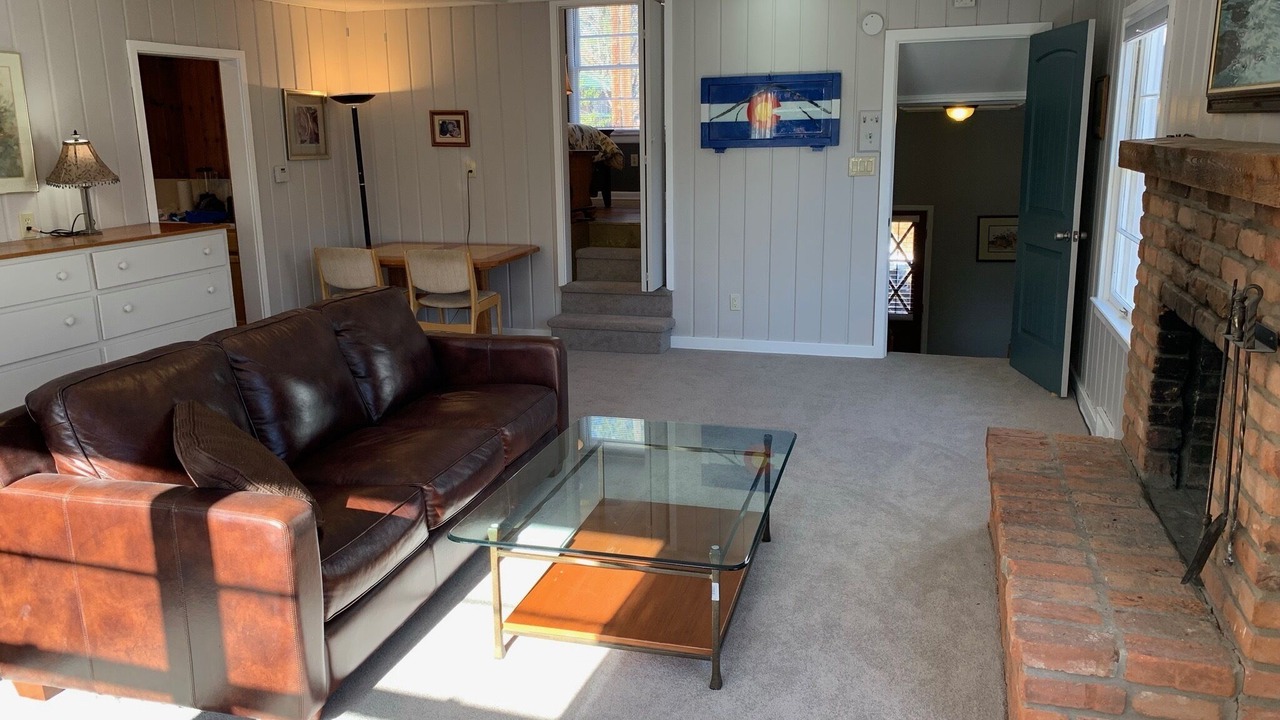 Photo of Livingroom in Skyway
