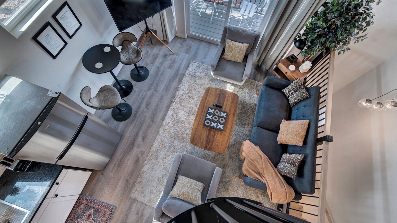 Photo of Livingroom in Central Colorado Springs