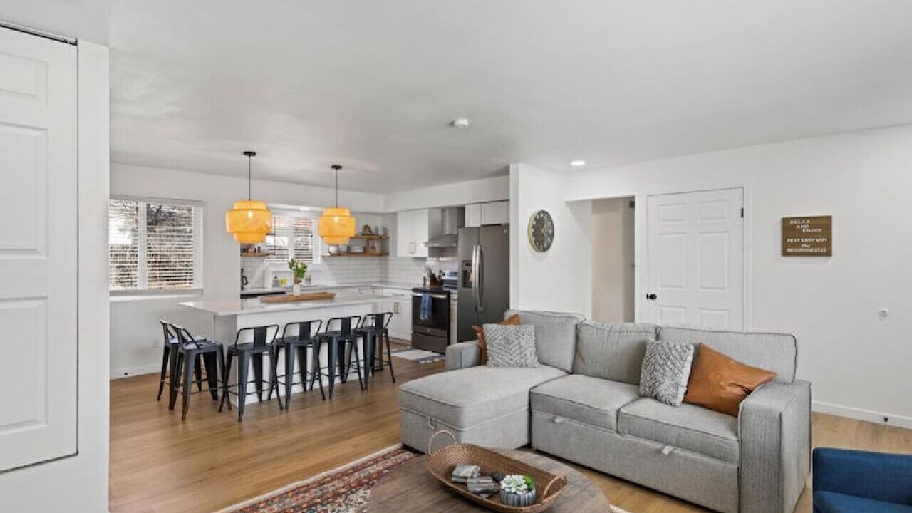 Photo of Livingroom in Northeast Colorado Springs