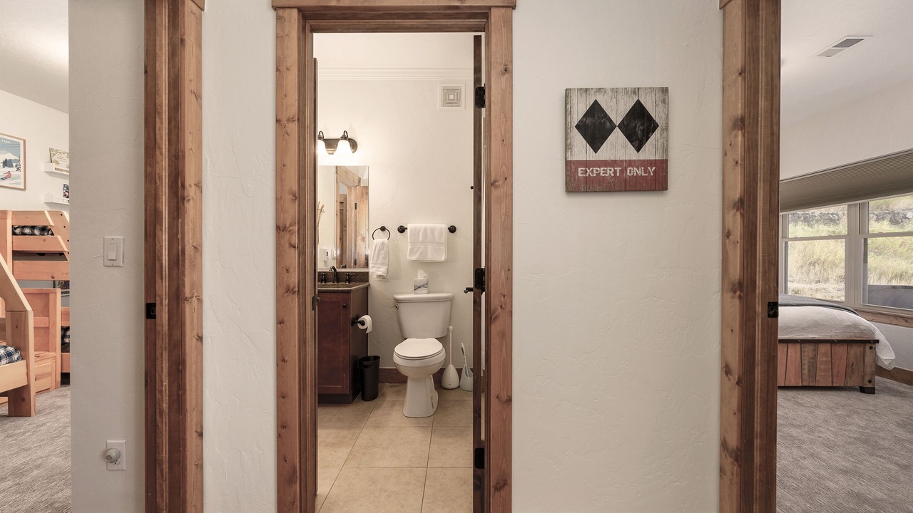 Photo of Bathroom in Rendezvous