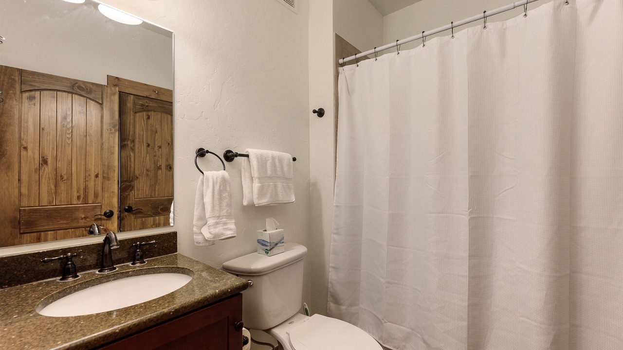 Photo of Bathroom in Rendezvous