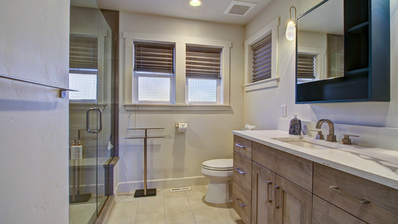 Photo of Bathroom in Arvada