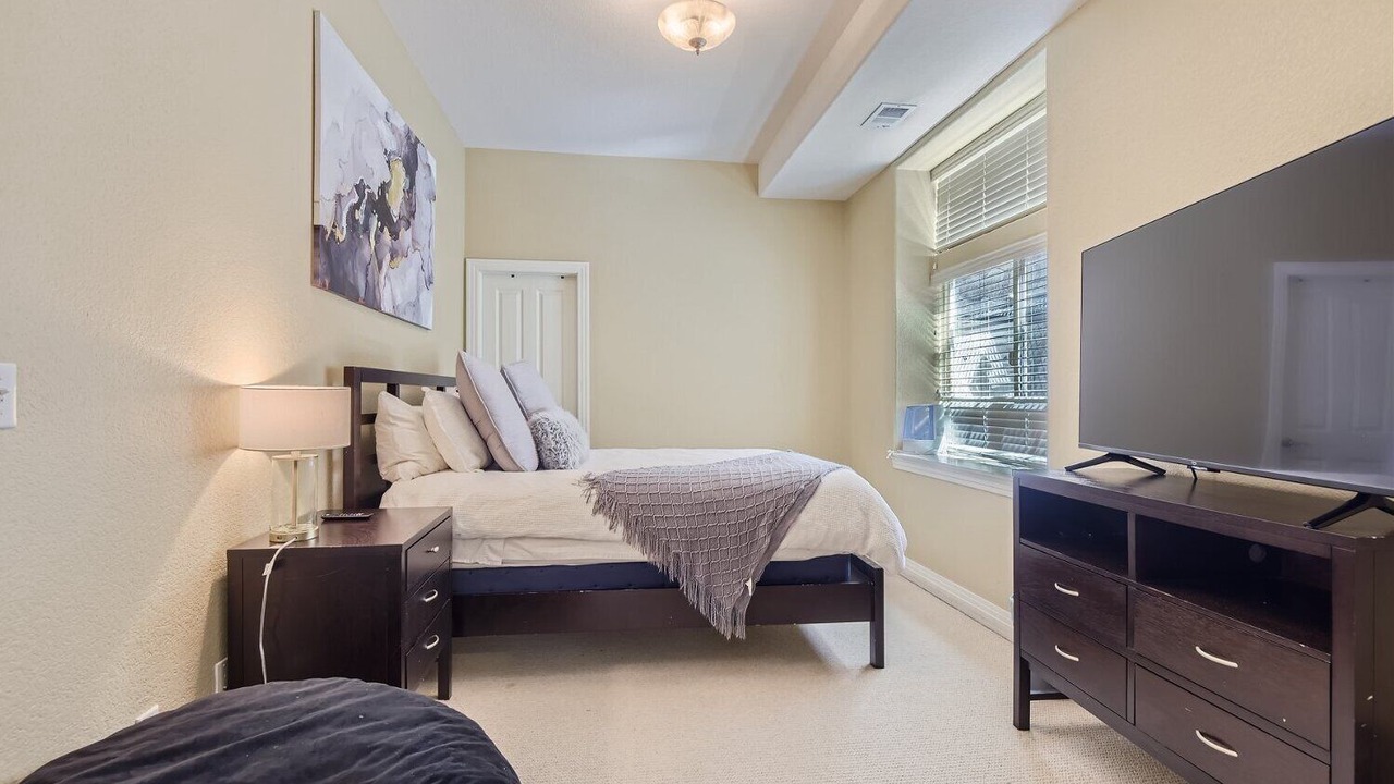 Photo of Bedroom in Washington Park West