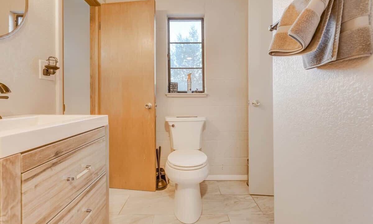 Photo of Bathroom in Skyway