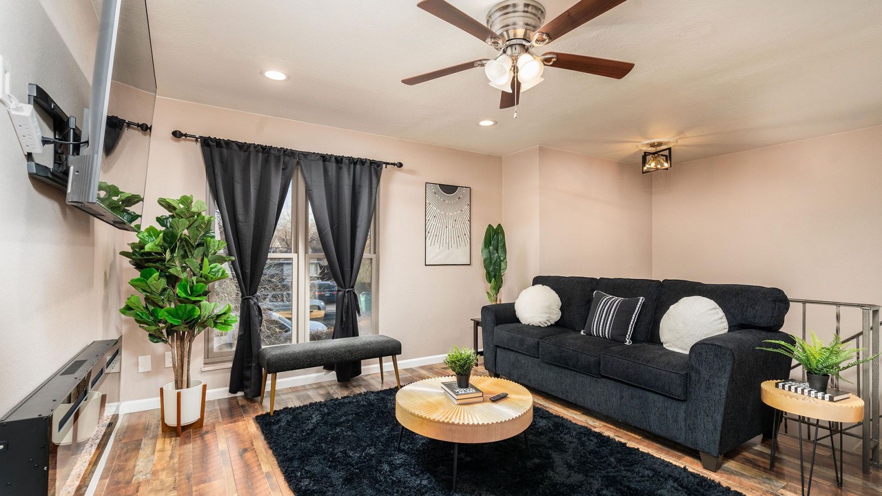 Photo of Livingroom in Southeast Colorado Springs