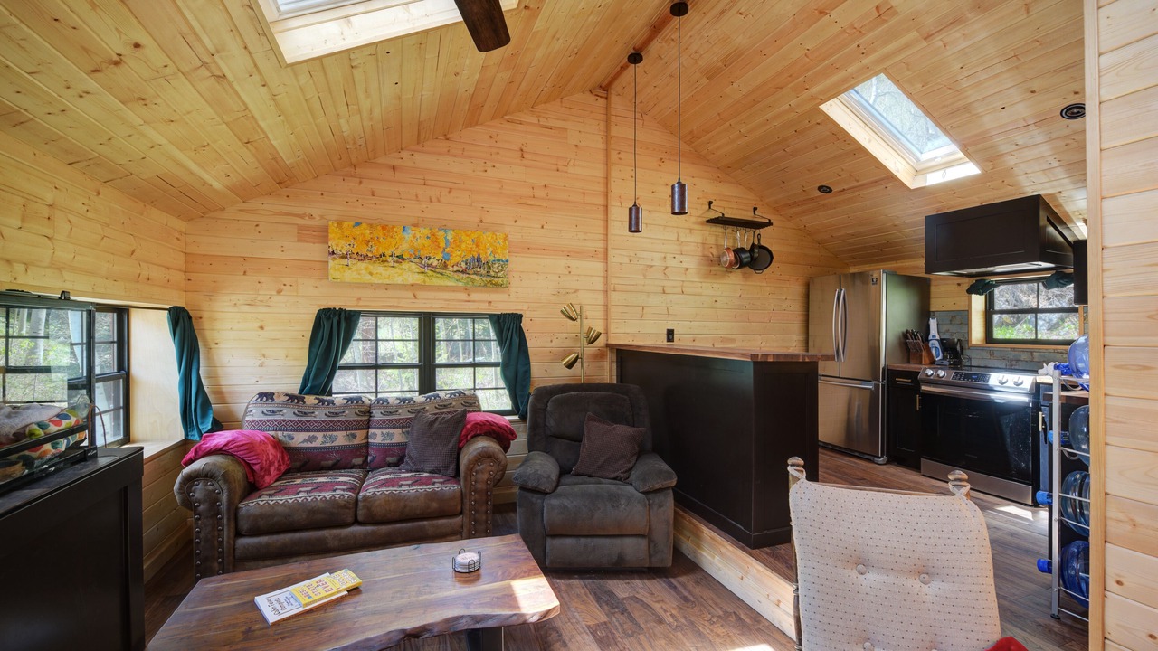 Photo of Livingroom in Eldora