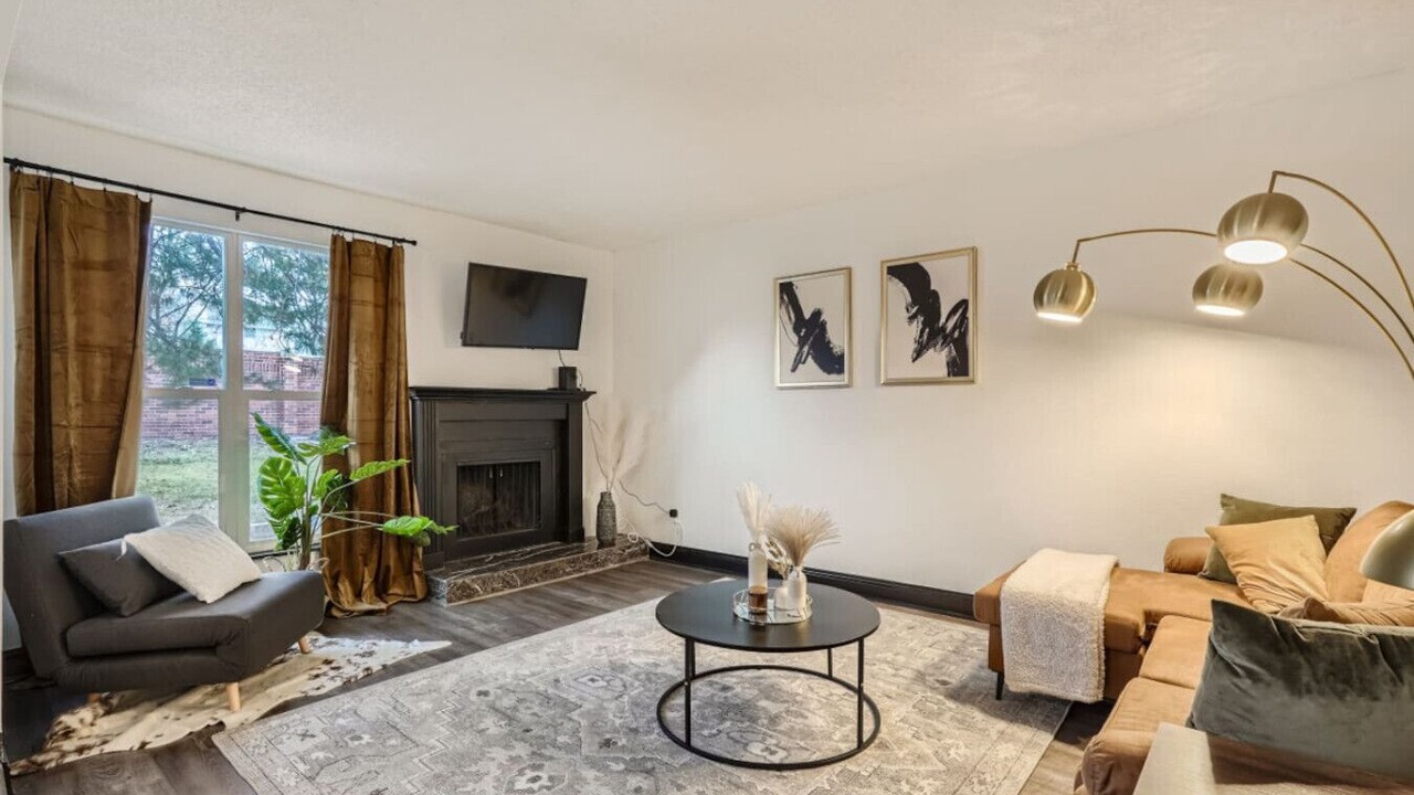 Photo of Livingroom in South Westminster