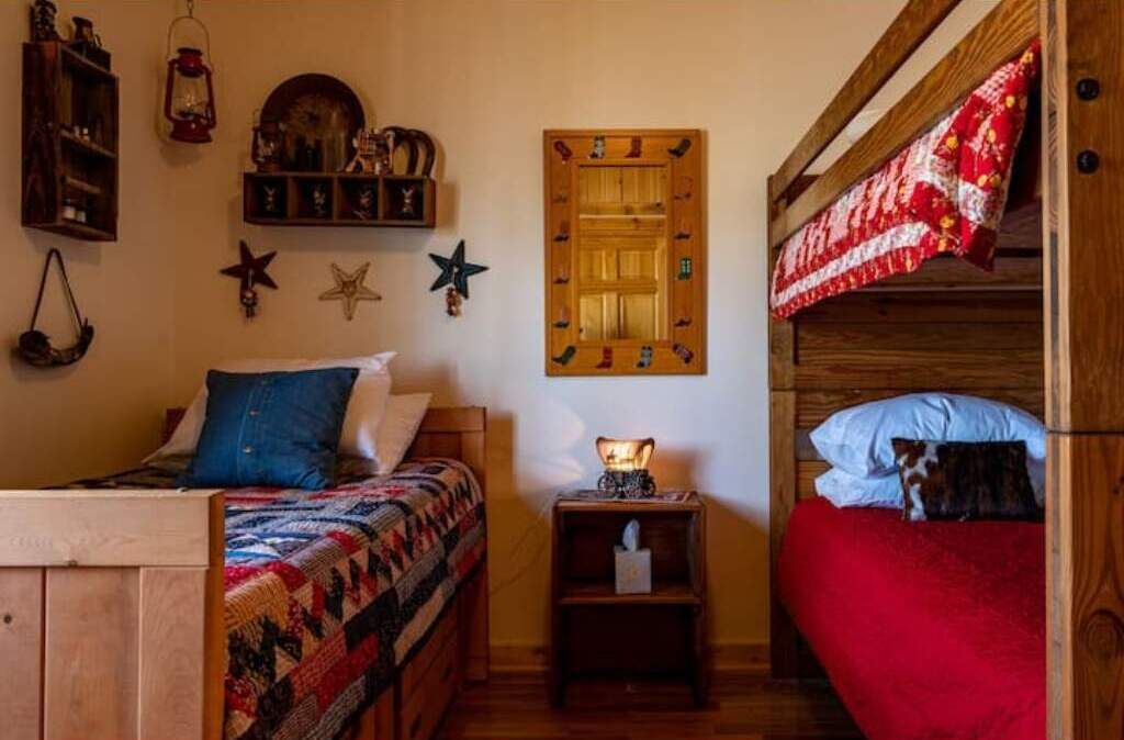 Photo of Bedroom in Michigan Hill