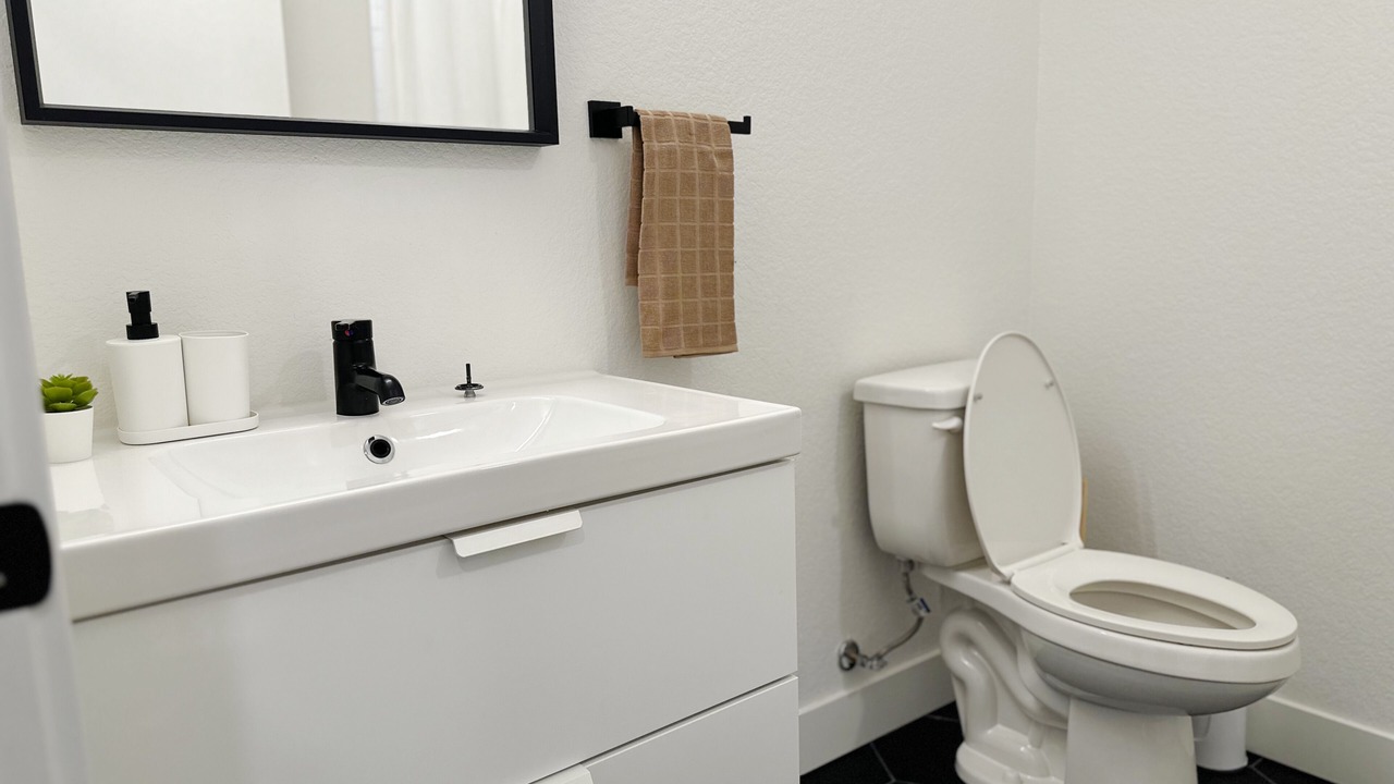 Photo of Bathroom in West Colfax
