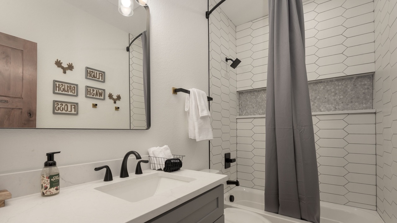 Photo of Bathroom in Fraser