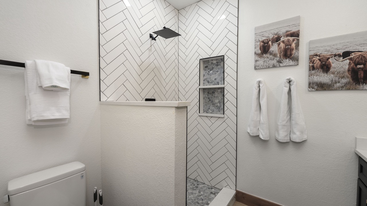 Photo of Bathroom in Fraser