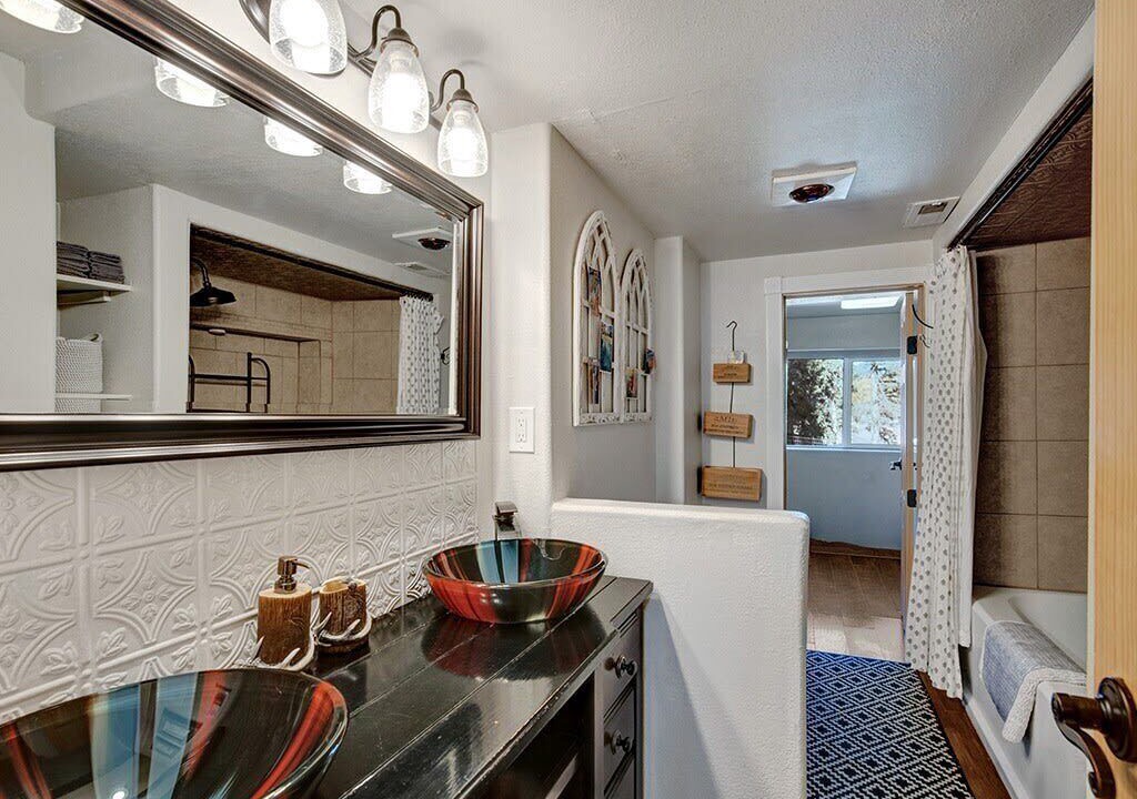Photo of Bathroom in Green Mountain Falls