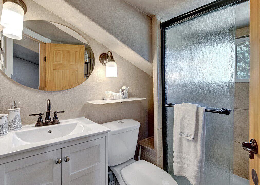 Photo of Bathroom in Green Mountain Falls