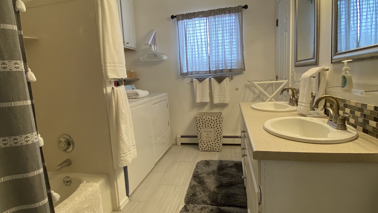 Photo of Bathroom in Fruita