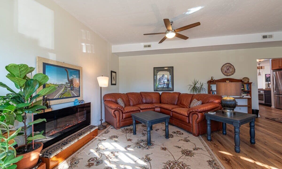 Photo of Livingroom in Lafayette