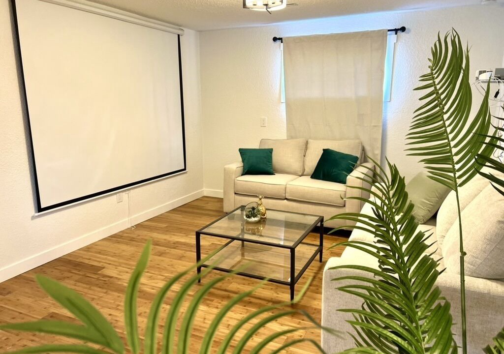 Photo of Livingroom in Longmont