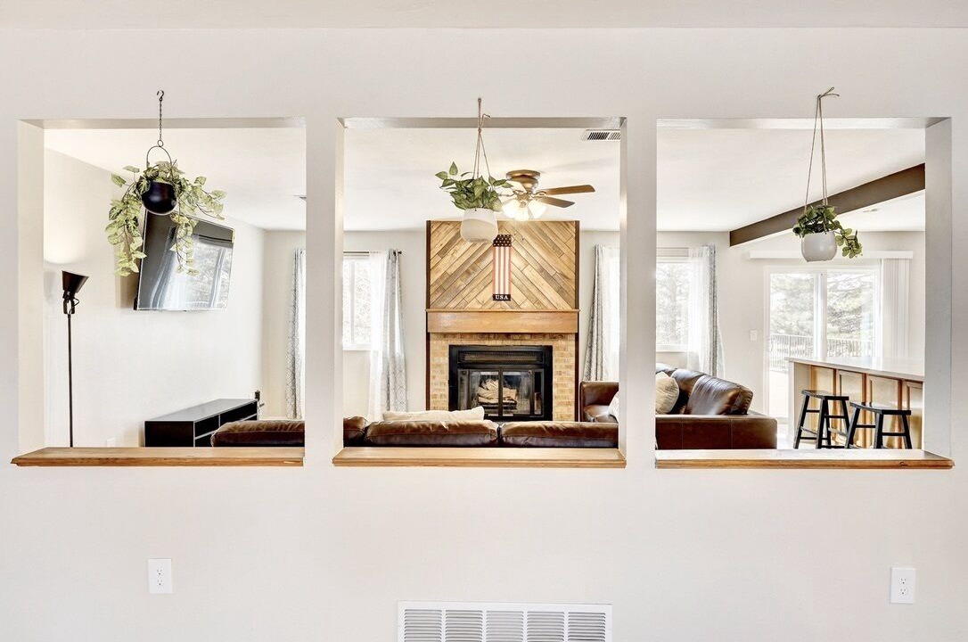 Photo of Livingroom in Aurora